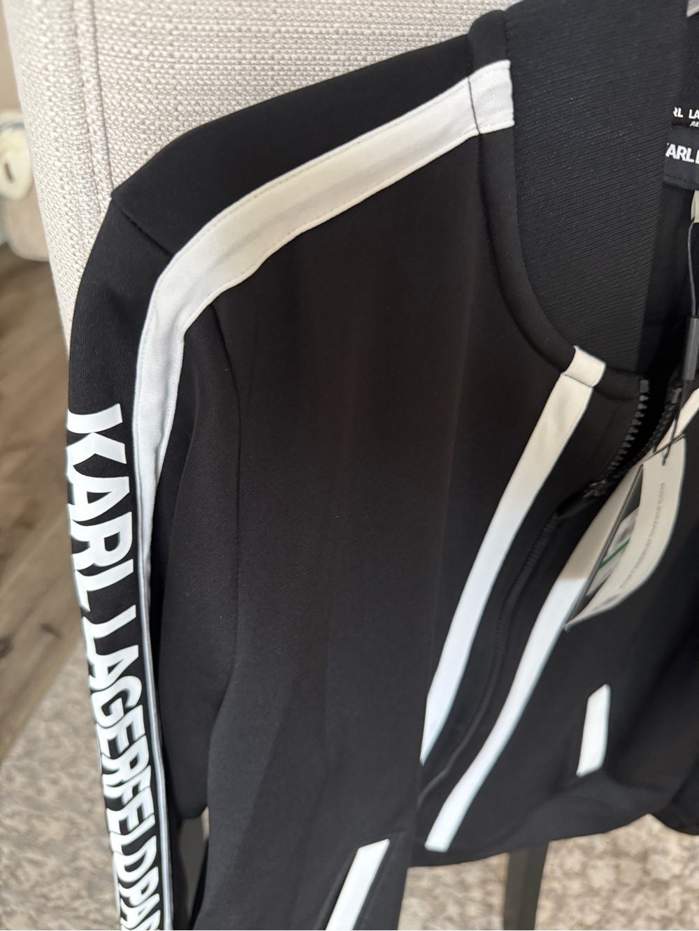 NWT Karl Lagerfeld Paris Logo Block Letter Track Jacket Large Black Bomber - Picture 5 of 10